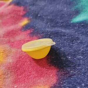 Tupperware Yellow Key Holder